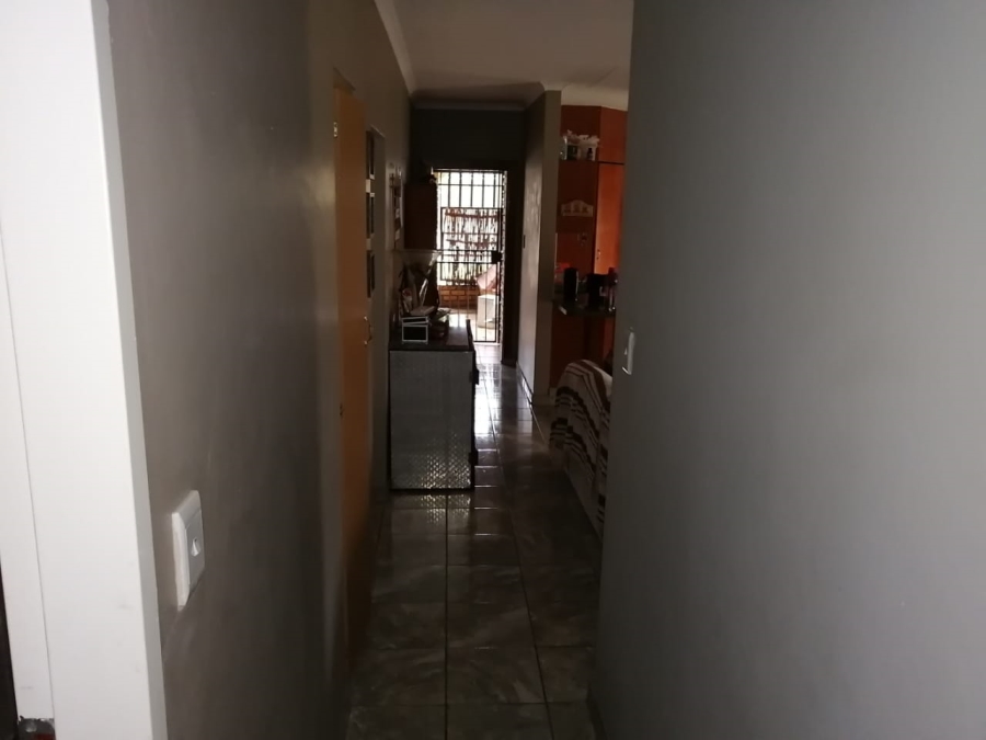 3 Bedroom Property for Sale in Waterval East North West